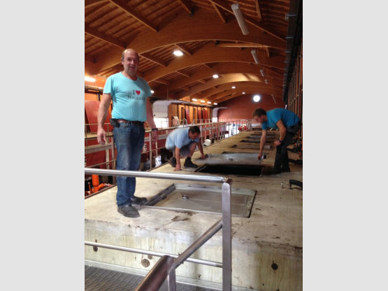 LES VENDANGES S’ACHÈVENT  22 SEPTEMBRE 2015