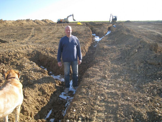 UN GROS TRAVAIL DE DRAINAGE DANS LES NOUVELLES VIGNES