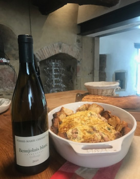 A VOS PAPILLES POUR NOTRE DEUXIEME REPAS VENDANGES : OMELETTE AU BEAUJOLAIS BLANC