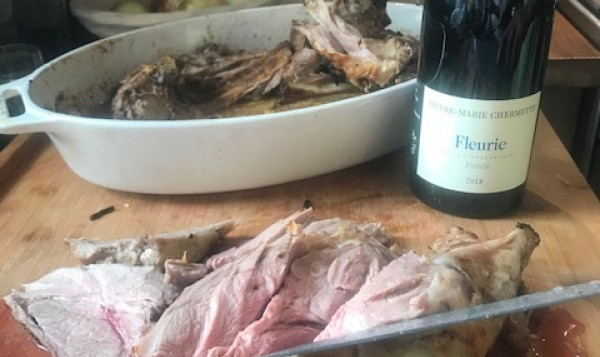 SIXIEME ET AVANT-DERNIER REPAS "VENDANGES" : CUISSOT DE CABRI AU FLEURIE PONCIE